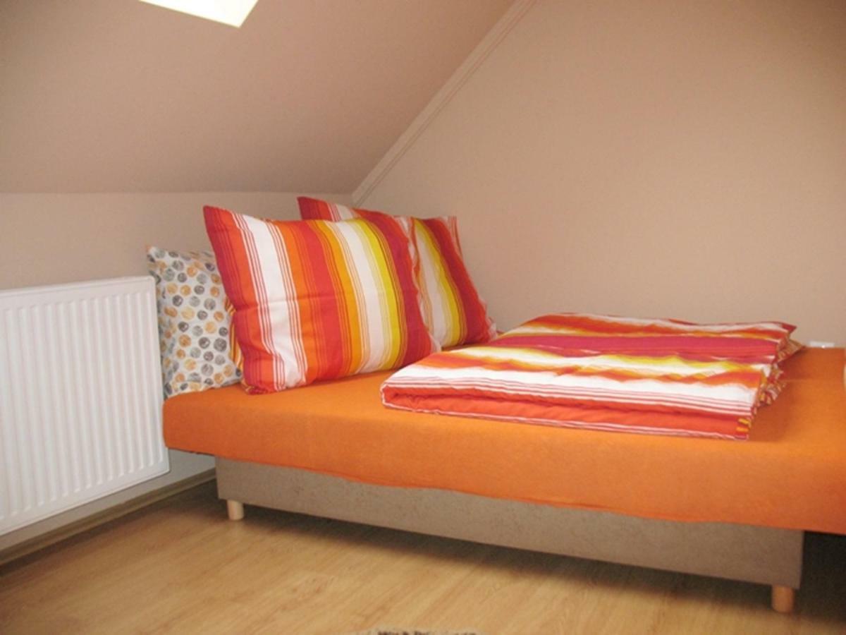 Menyhart Apartman Gyenesdiason 6 Fo Reszere ภายนอก รูปภาพ
